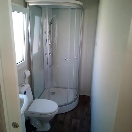 Vanessa Mobile Homes *